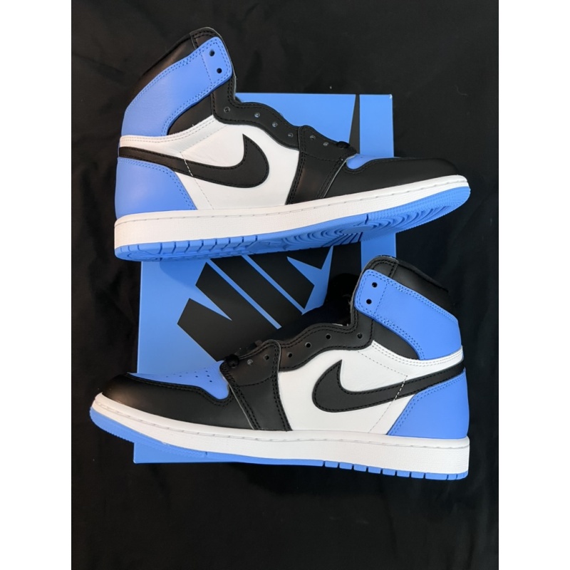 Air Jordan 1 Retro High OG UNC TOE Sz. 9